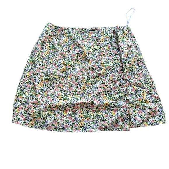 NEW Lulus “Even Sweeter” Floral Button-Front Mini Skirt Women XL (Fits Size 14) - Picture 1 of 11